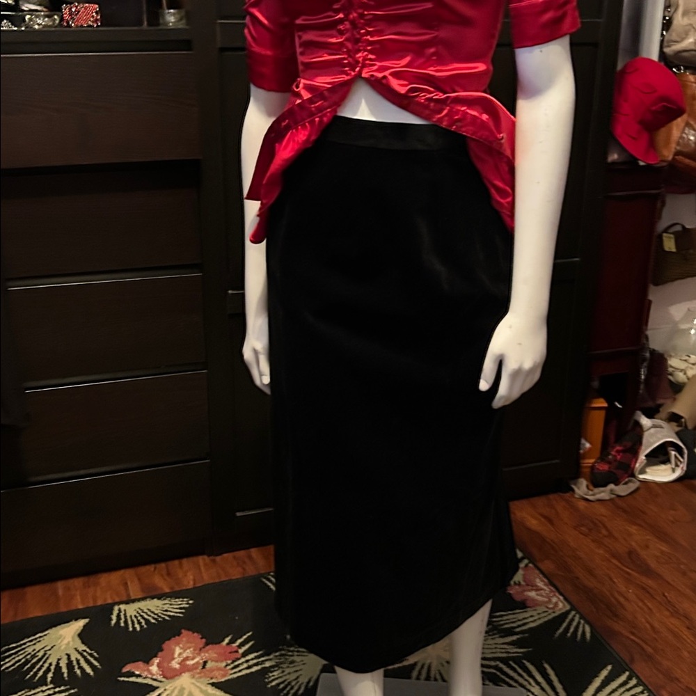 Vintage 100% black Velvet Maxi Skirt